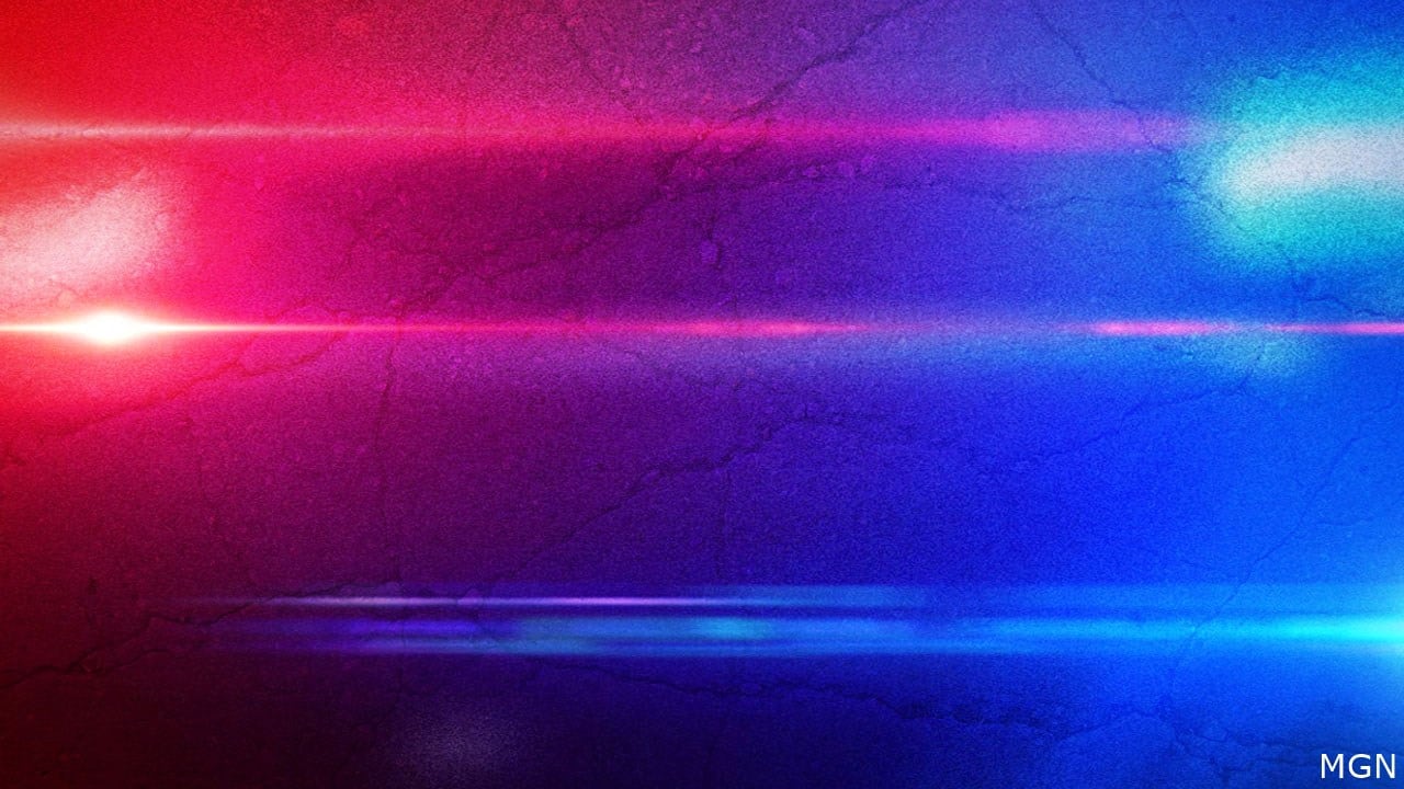 Man dies in single-vehicle rollover crash near Yankton