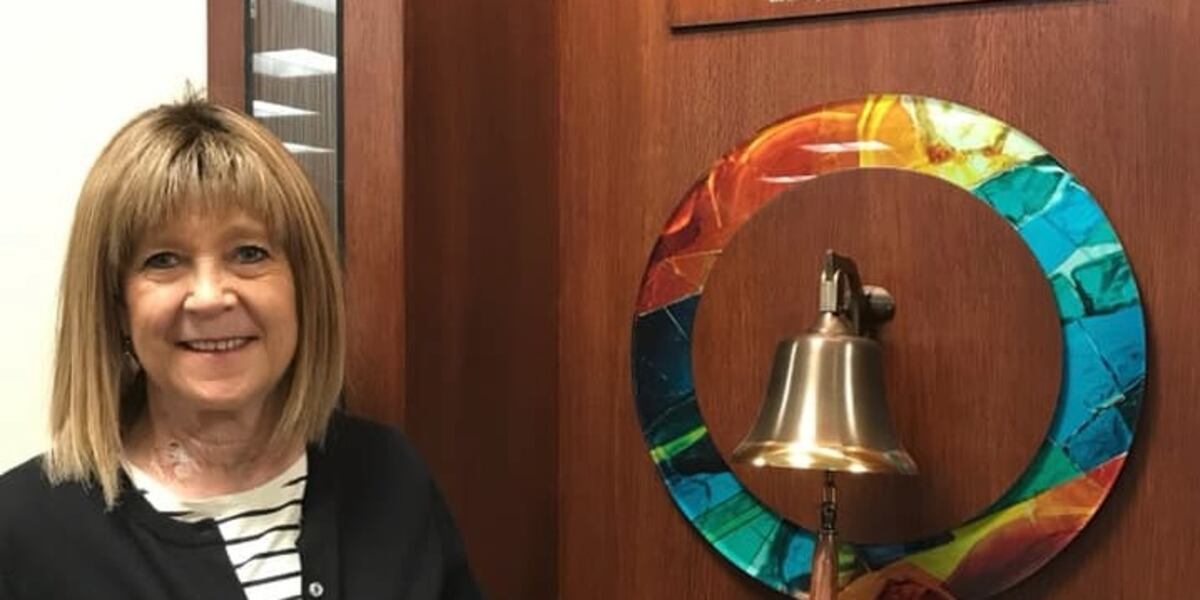 Jean Rounds Jean Rounds 'Rings the bell,' marking end of cancer treatment