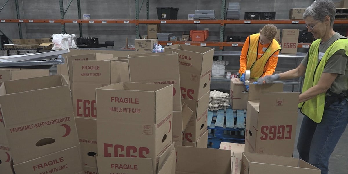 Feeding South Dakota volunteers pack meals and hope