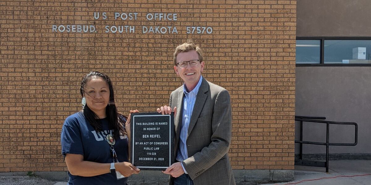 Rep. Johnson visits Ben Reifel Post Office in Rosebud