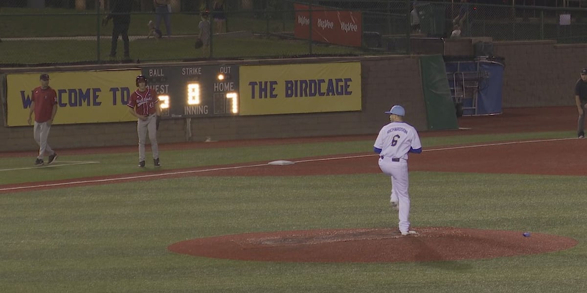 Canaries rally to support pitcher during his battle with cancer