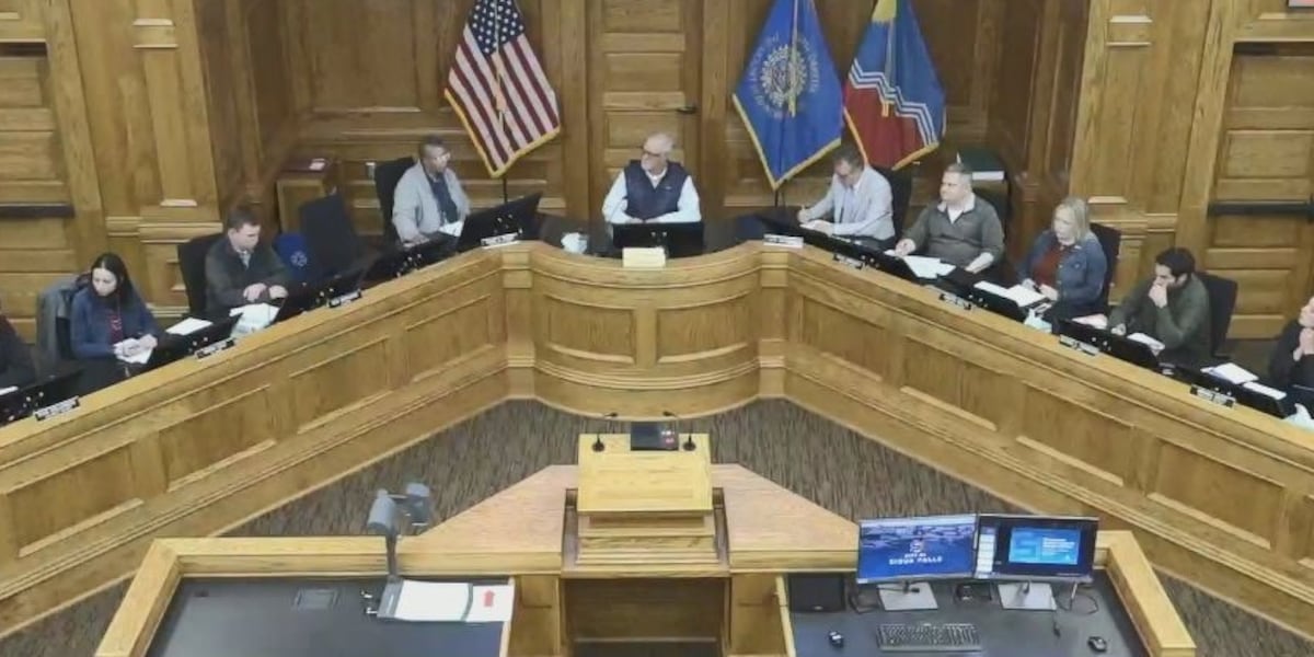 Sioux Falls City Council discusses proposed ambulance franchise agreement