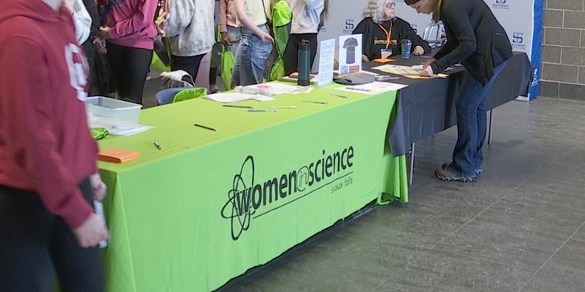 Women in Science event shows 8th grade girls potential careers in STEM