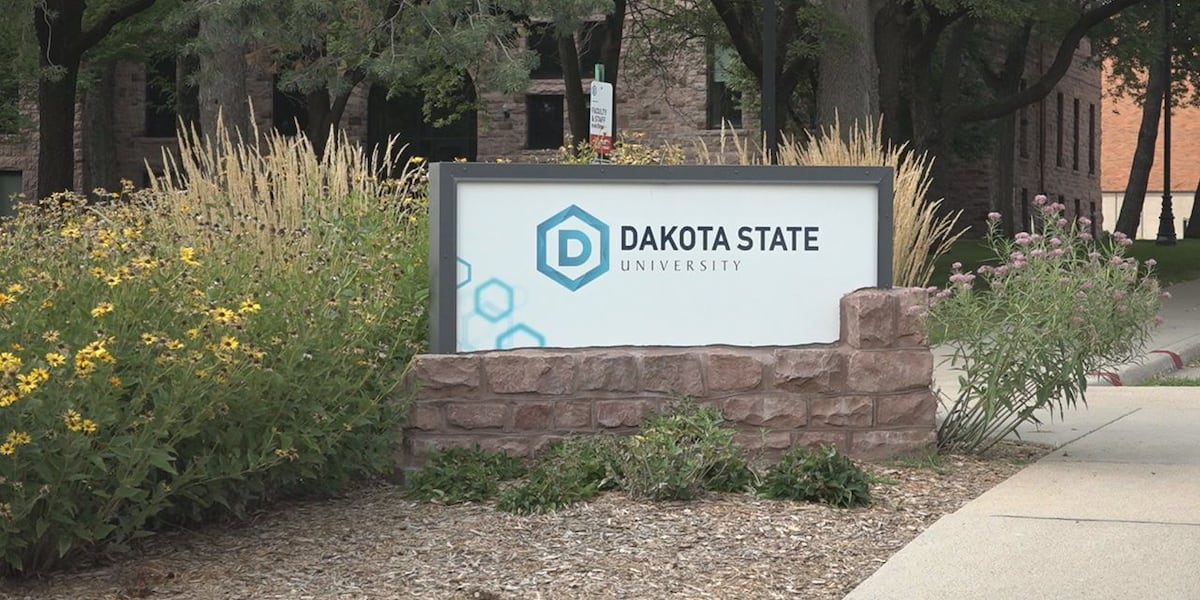 DSU welcomes Congressional staffers for broadband tour