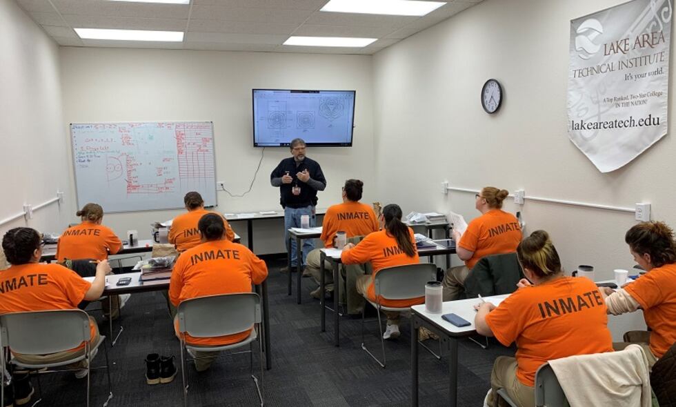 Mat Program Prison From prison to a payroll: Program trains inmates as machinists