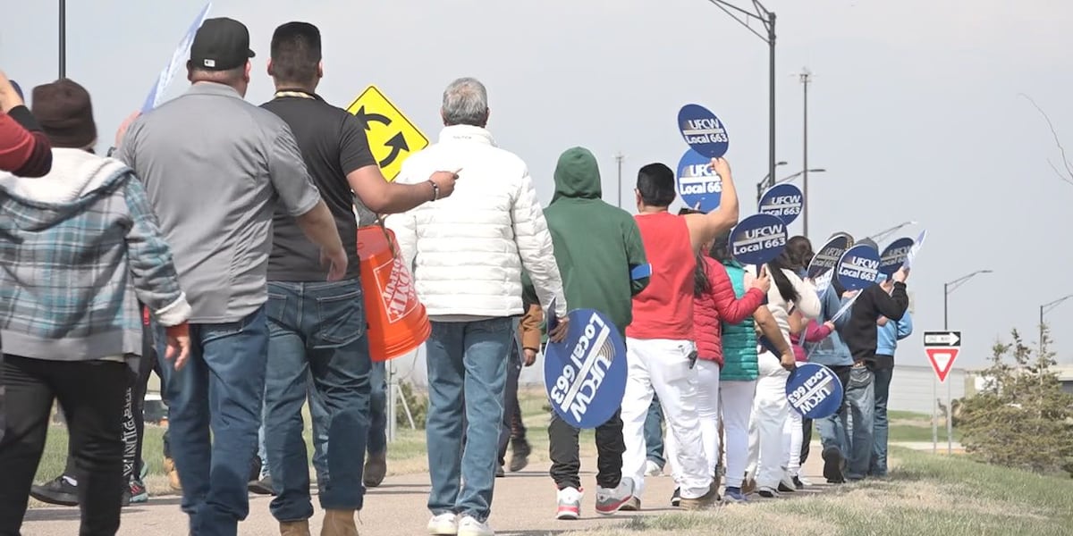 JBS employees march for better wages and working conditions JBS employees march for better wages and working conditions